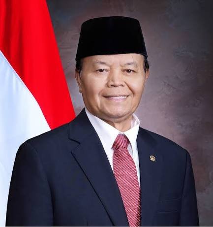 Dr. K.H. M. Hidayat Nur Wahid